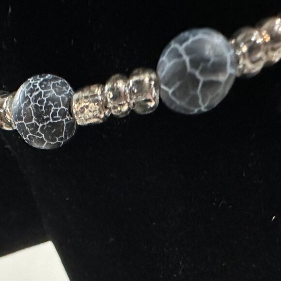 Willamy Adjustable Beaded Bracelet - Picture 3 of 6